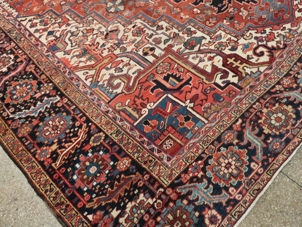Antique Persian Heriz Carpet, No.26539 - Galerie Shabab