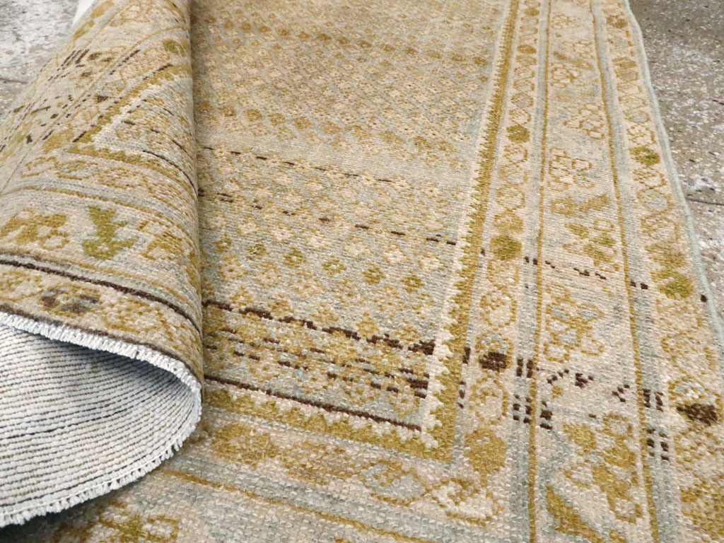 Antique Persian Malayer Accent Rug, No.26565 - Galerie Shabab