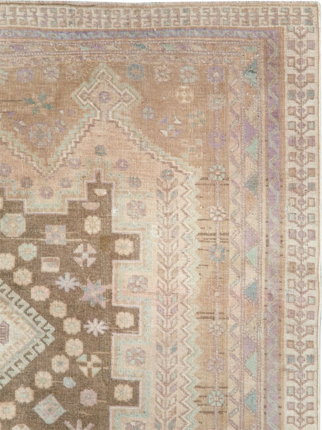 Vintage Persian Afshar Accent Rug, No.26599 - Galerie Shabab