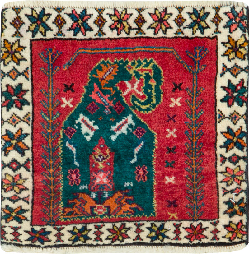 Vintage Persian Shiraz Rug, No.26600 - Galerie Shabab