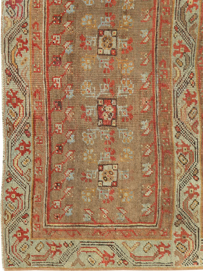 Antique Turkish Oushak Carpet, No.26613 - Galerie Shabab