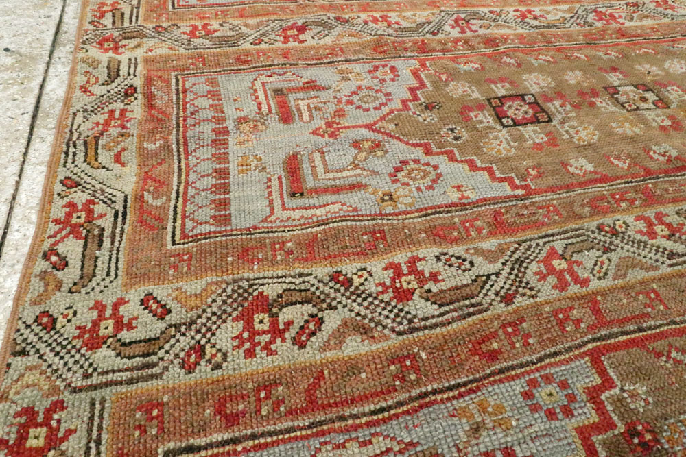 Antique Turkish Oushak Carpet, No.26613 - Galerie Shabab