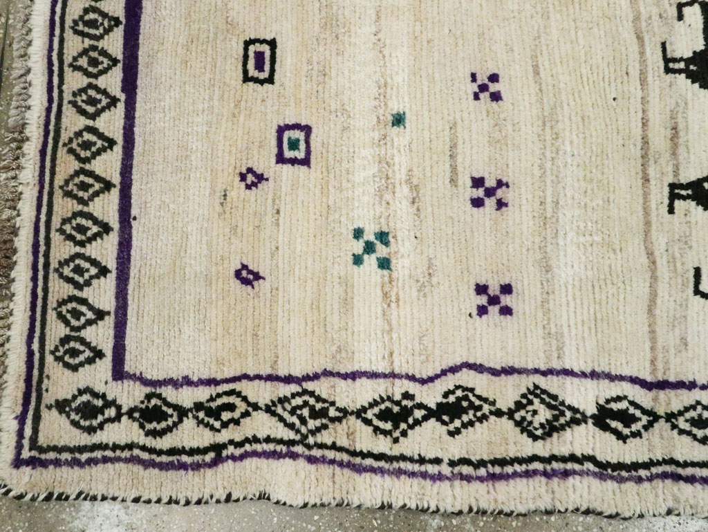 Modern Persian Gabbeh Rug, No.26614 - Galerie Shabab