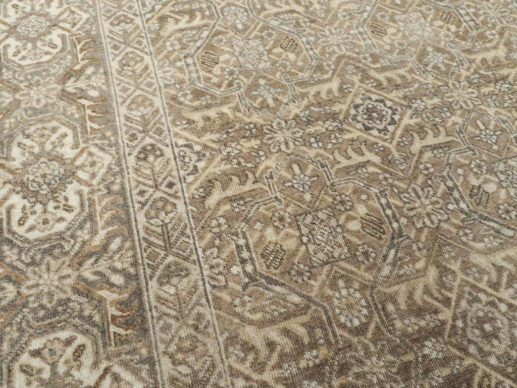 Antique Persian Tabriz Accent Carpet, No.26615 - Galerie Shabab