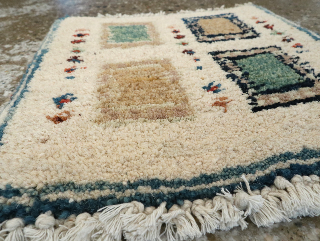 Vintage Persian Gabbeh Tribal Throw Rug, No.26621 - Galerie Shabab