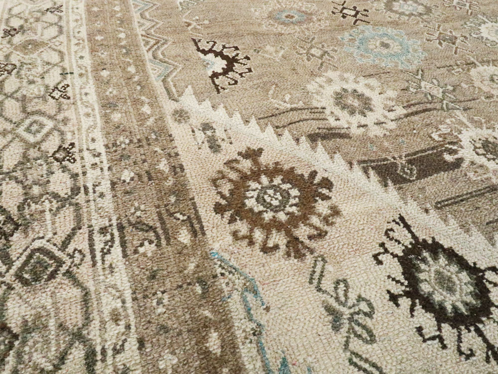 Vintage Persian Bibikabad Carpet, No.26622 - Galerie Shabab