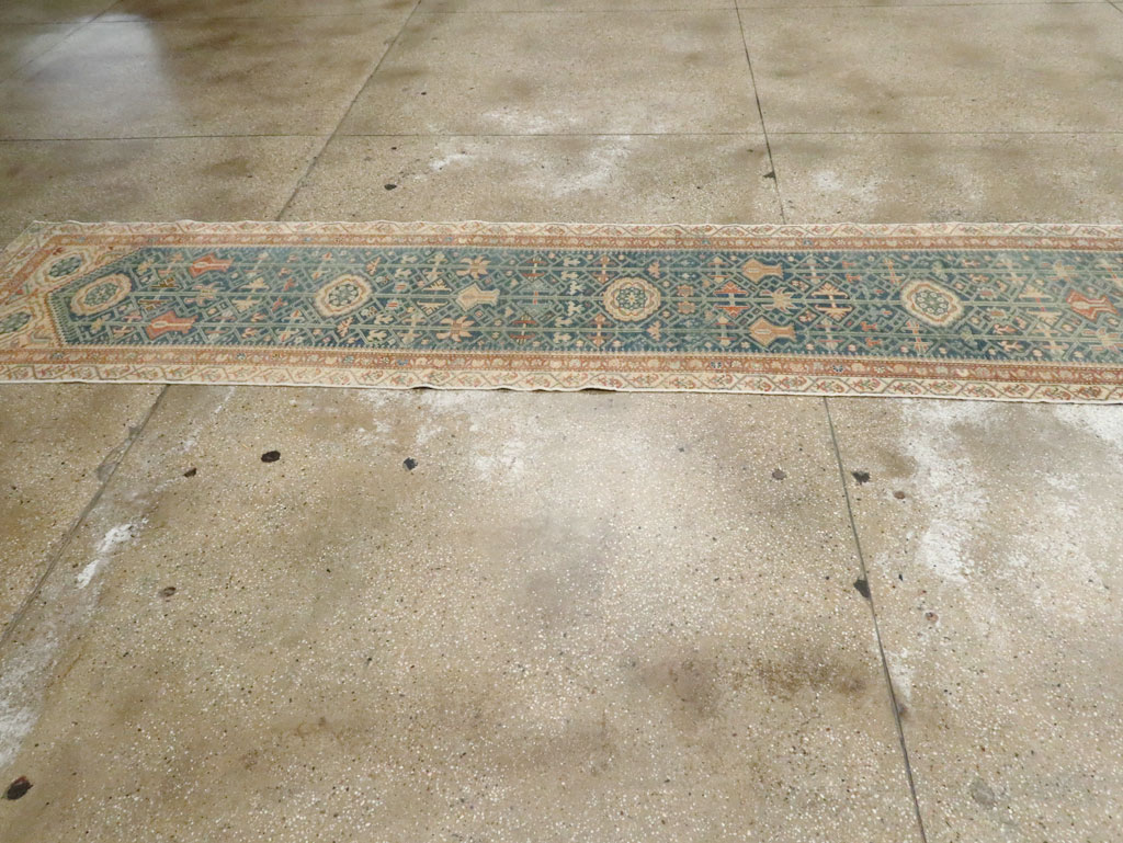 Vintage Persian Malayer Runner, No.26623 - Galerie Shabab
