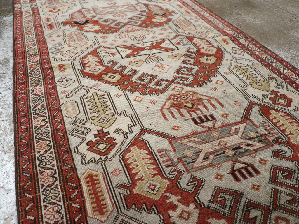Antique Persian Malayer Runner, No.26627 - Galerie Shabab