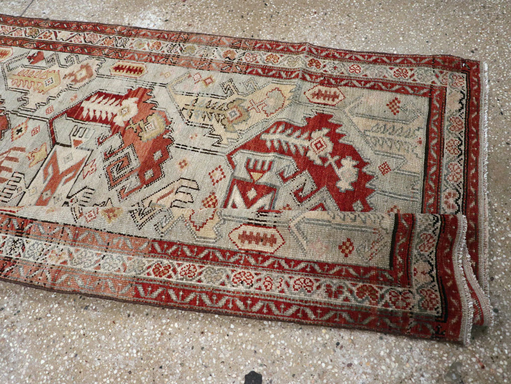 Antique Persian Malayer Runner, No.26627 - Galerie Shabab