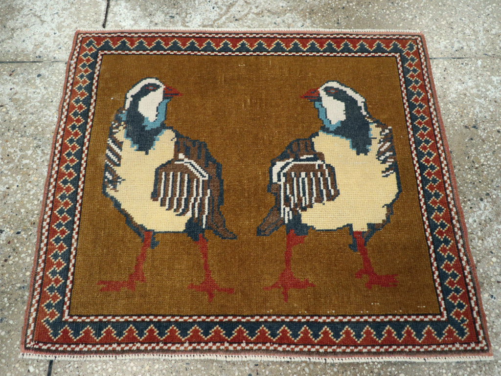 Vintage Turkish Anatolian Pictorial Square Throw Rug, No.26628 - Galerie Shabab