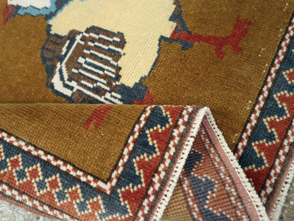 Vintage Turkish Anatolian Pictorial Square Throw Rug, No.26628 - Galerie Shabab