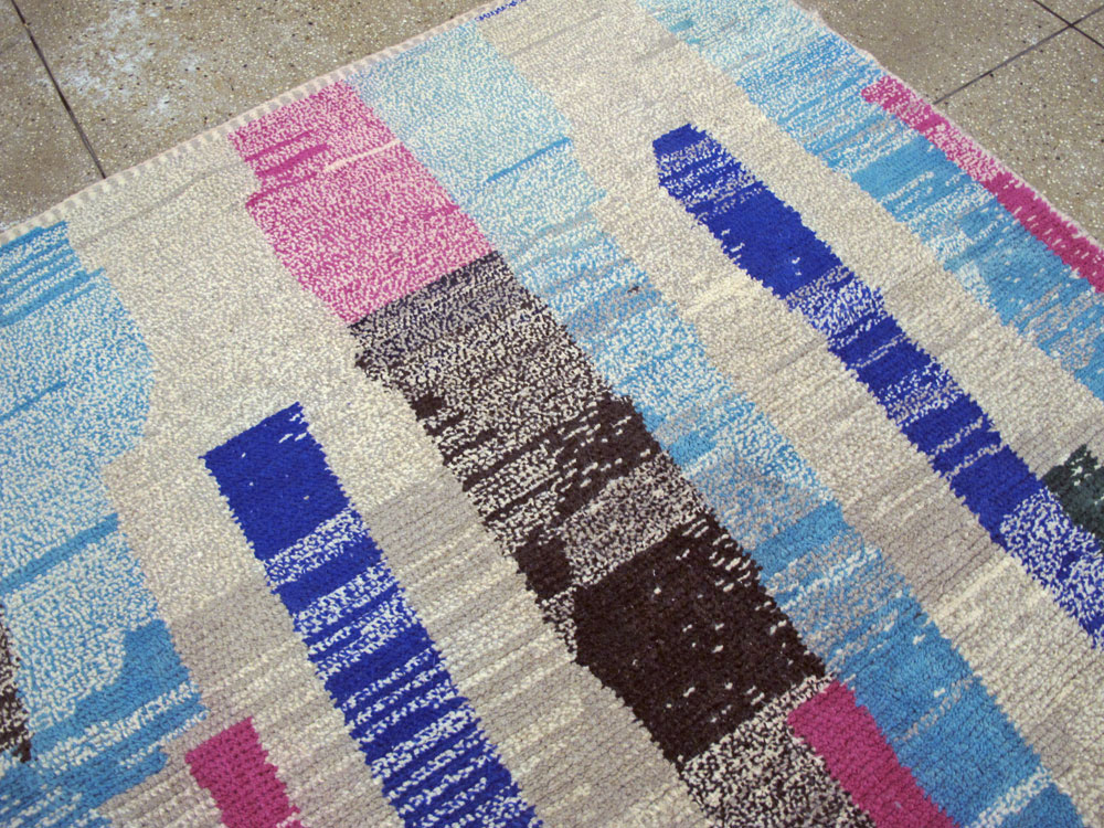 Modern Moroccan Carpet, No.26644 - Galerie Shabab