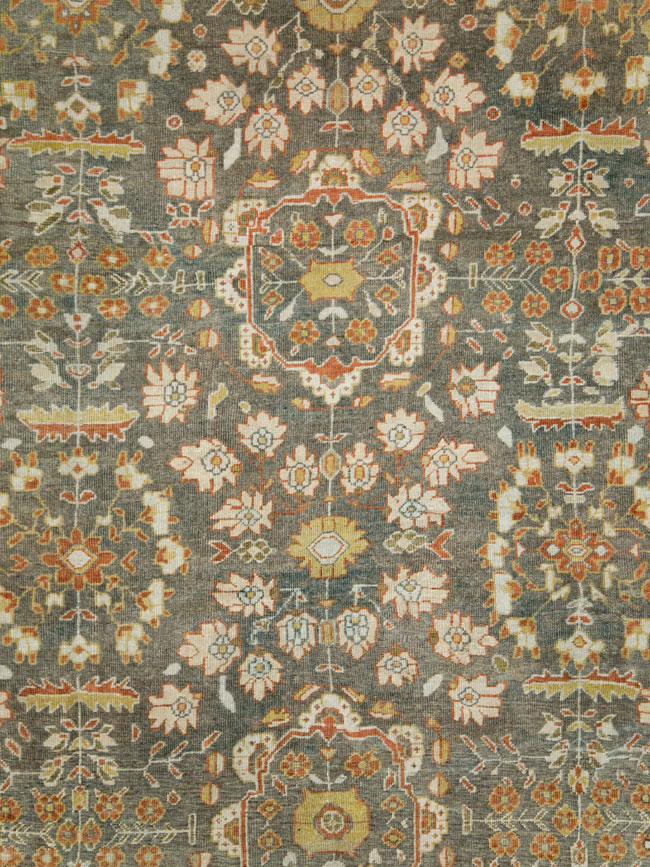 Antique Persian Mahal Oversize Carpet, No.26651 - Galerie Shabab