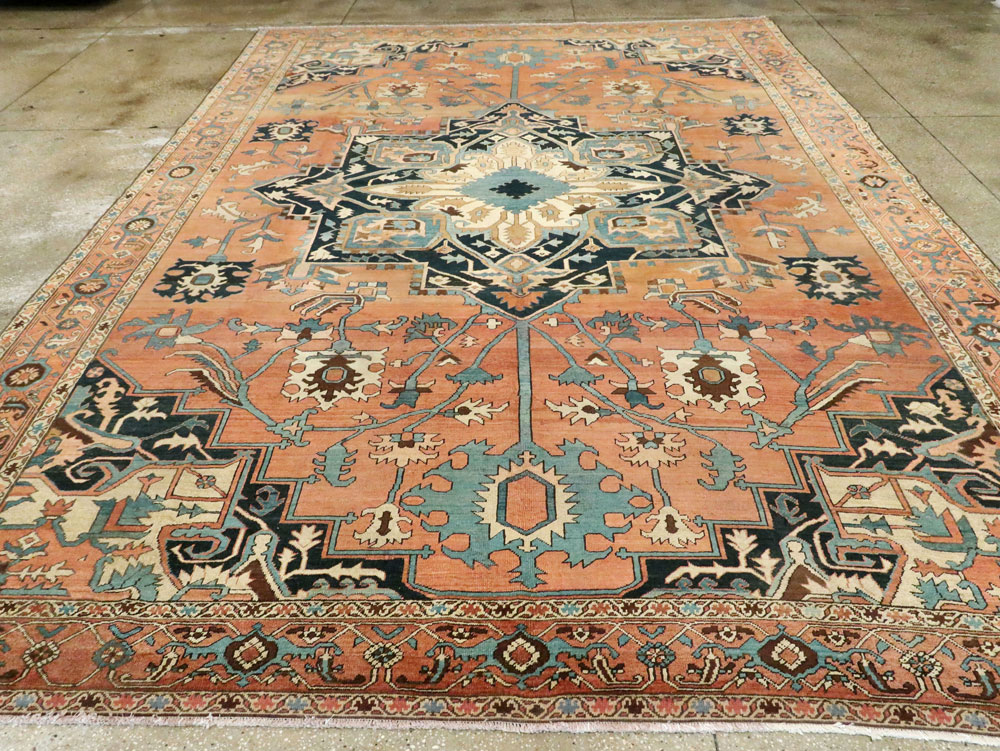 Antique Persian Serapi Carpet, No.26656 - Galerie Shabab