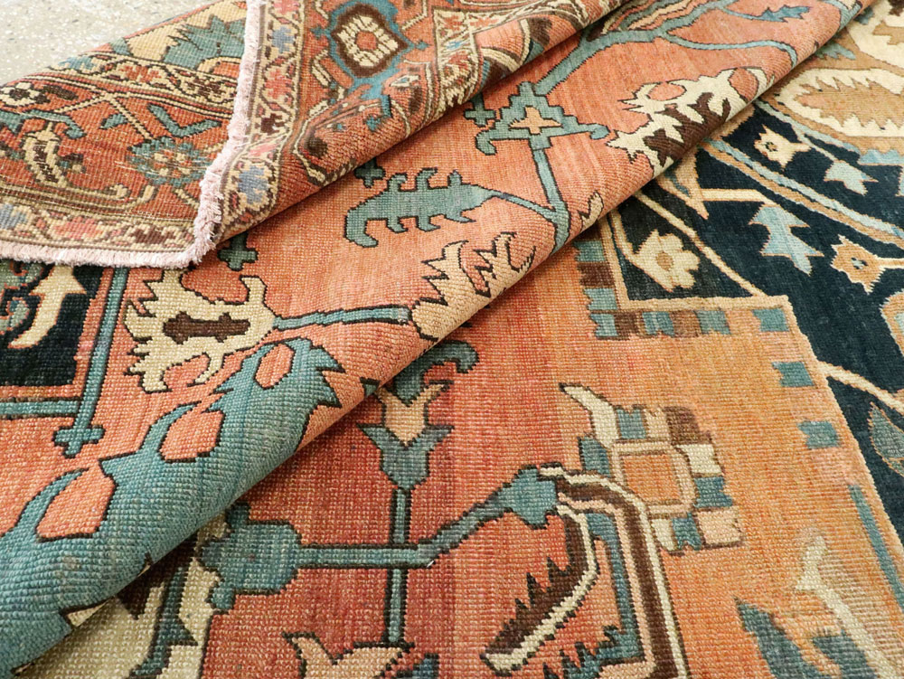 Antique Persian Serapi Carpet, No.26656 - Galerie Shabab