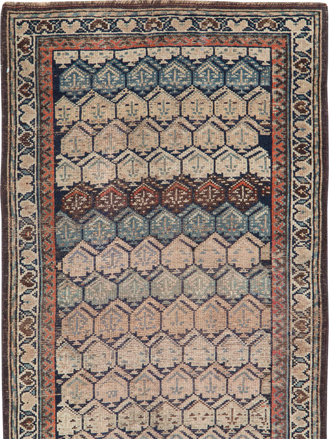 Antique Persian Kurd Runner, No.26658 - Galerie Shabab