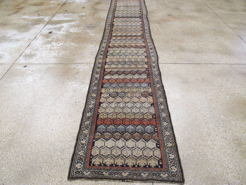 Antique Persian Kurd Runner, No.26658 - Galerie Shabab