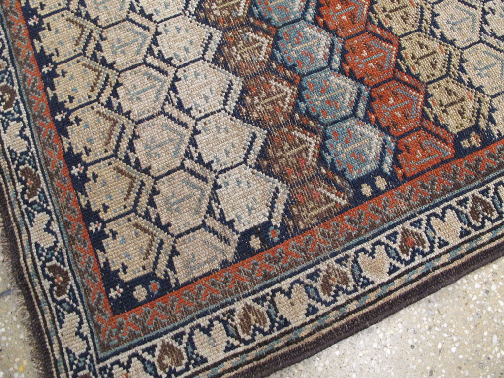 Antique Persian Kurd Runner, No.26658 - Galerie Shabab