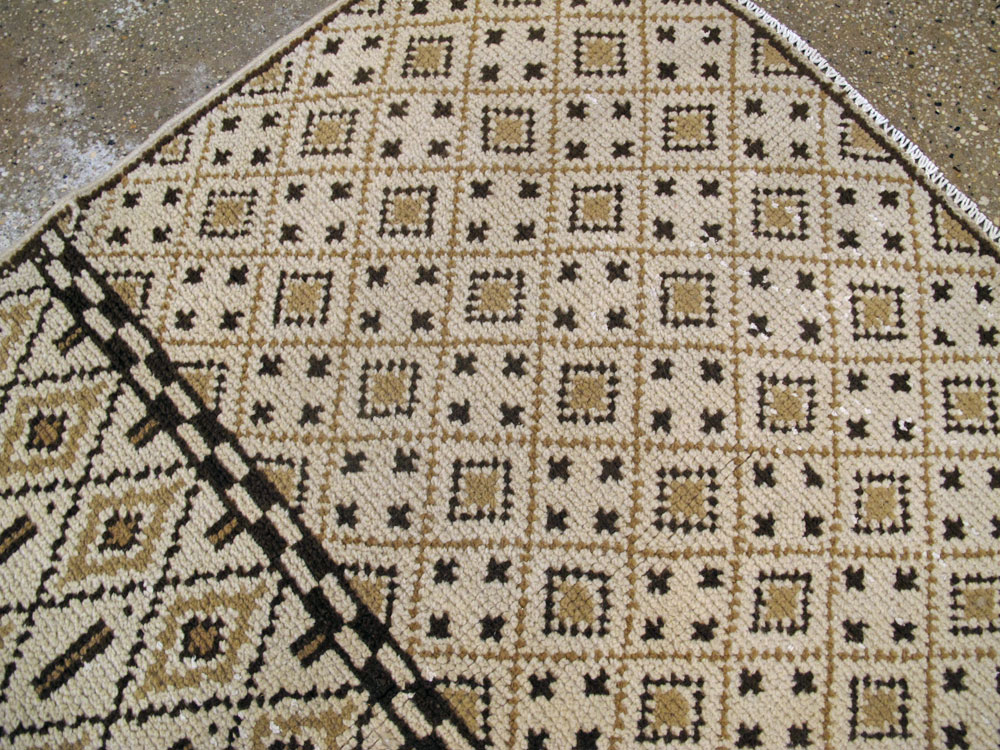 Vintage Moroccan Carpet, No.26661 - Galerie Shabab