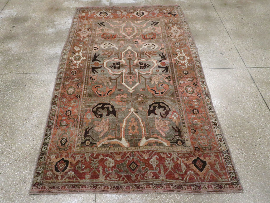 Antique Persian Bidjar Accent Rug, No.26662 - Galerie Shabab