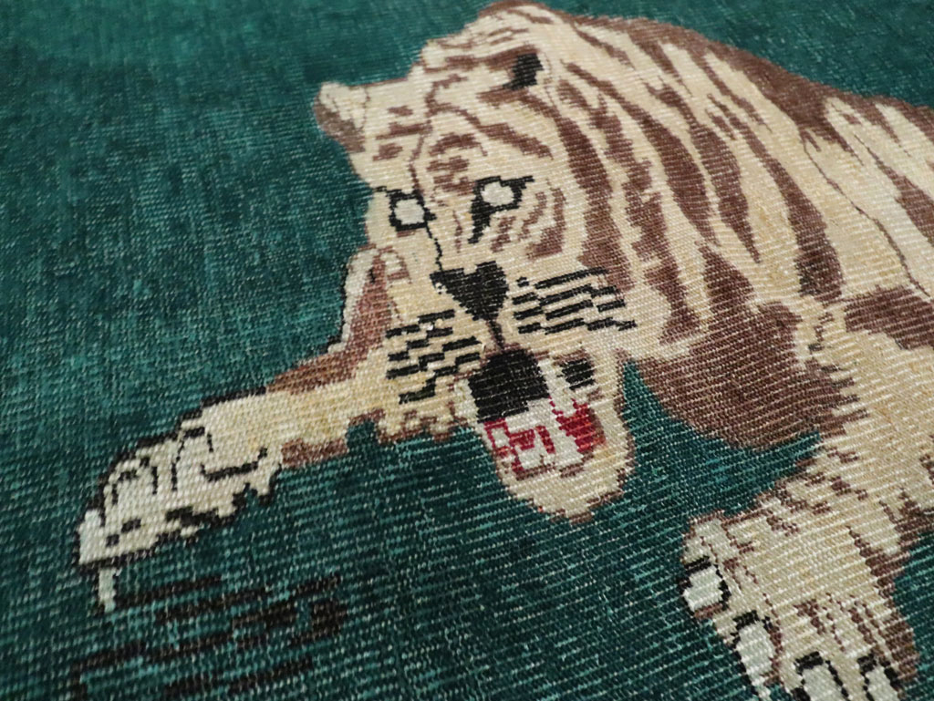 Vintage Pictorial Anatolian Rug, No.26669 - Galerie Shabab