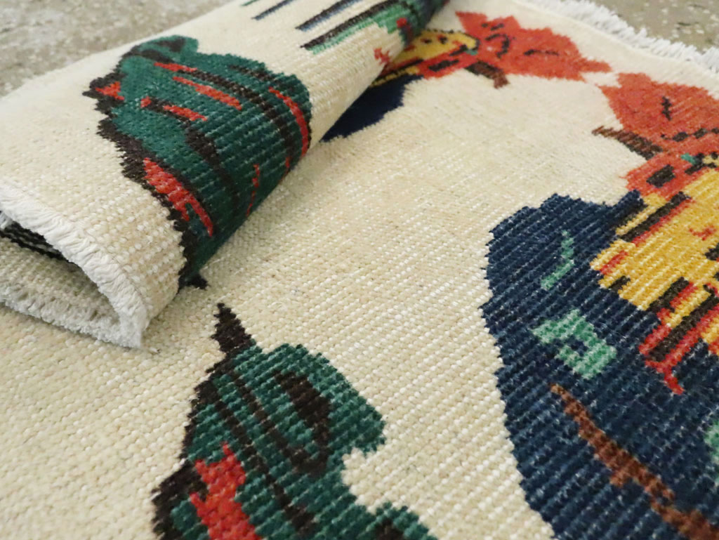 Vintage Turkish Anatolian Pictorial Throw Rug, No.26670 - Galerie Shabab