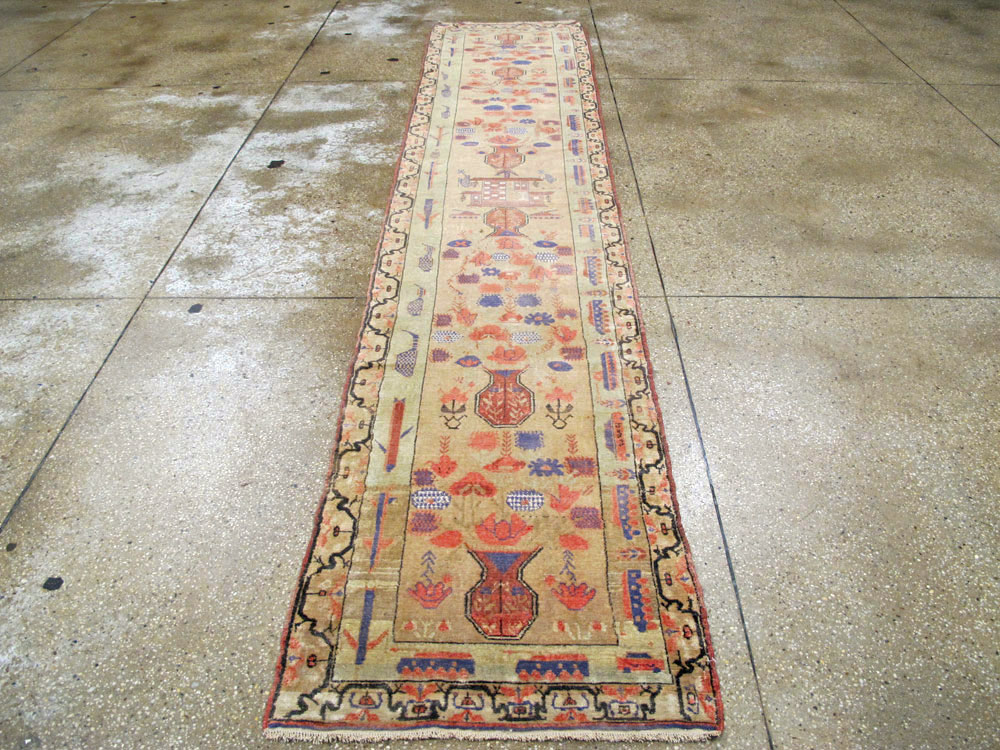 Vintage East Turkestan Khotan Runner, No.26672 - Galerie Shabab