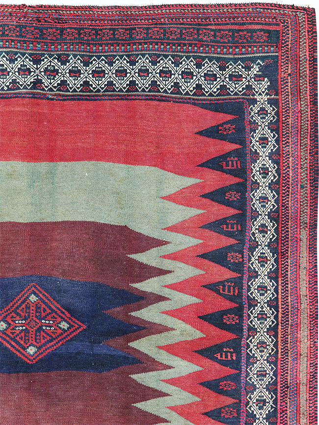 Vintage Persian Shiraz Flatweave Kilim Square Accent Rug, No.26679 - Galerie Shabab