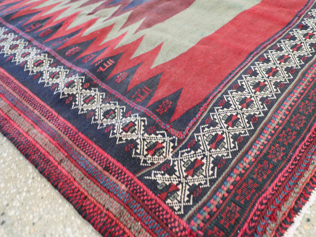 Vintage Persian Shiraz Flatweave Kilim Square Accent Rug, No.26679 - Galerie Shabab