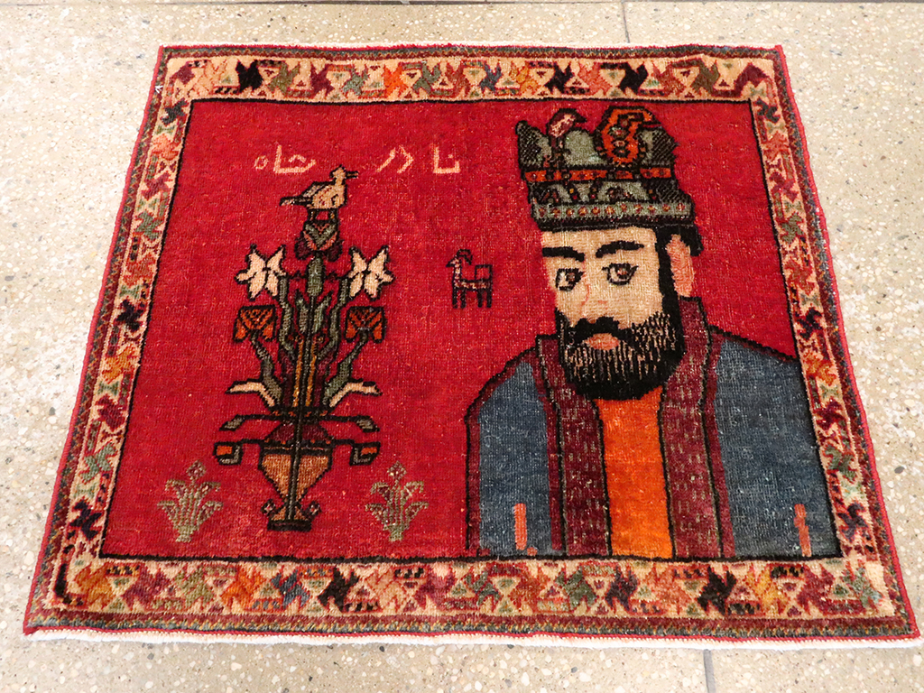 Vintage Persian Shiraz Pictorial Rug, No.26699 - Galerie Shabab