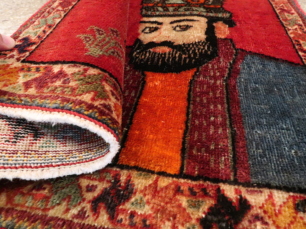 Vintage Persian Shiraz Pictorial Rug, No.26699 - Galerie Shabab