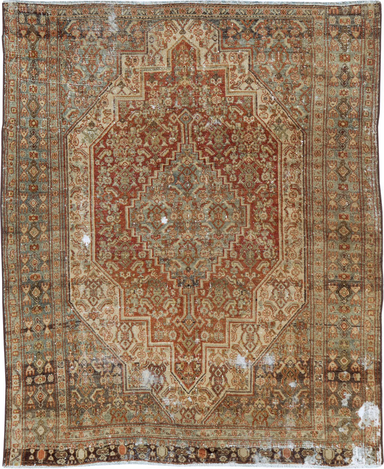 Antique Persian Senneh Distressed Rug, No.26712 - Galerie Shabab