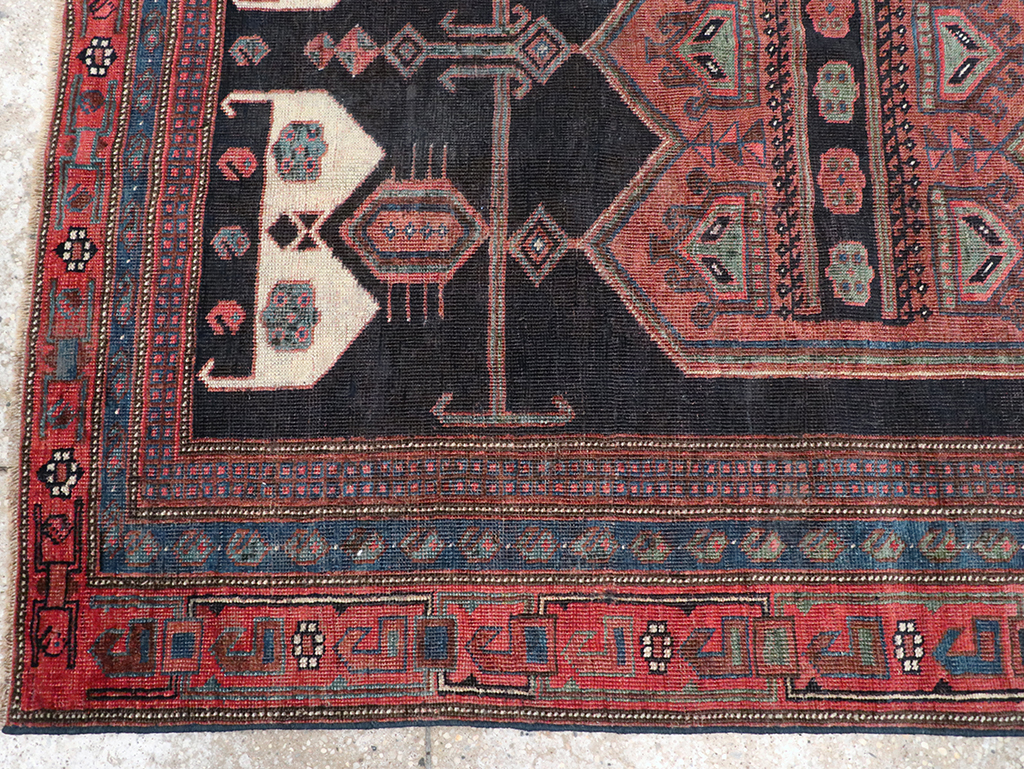 Antique Persian Afshar Accent Rug, No.26719 - Galerie Shabab