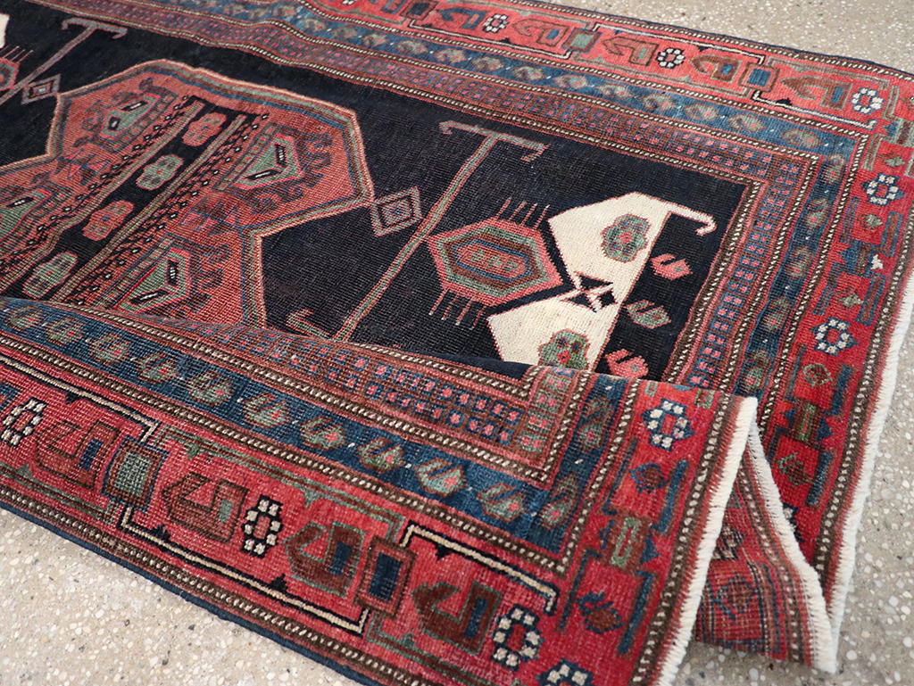 Antique Persian Afshar Accent Rug, No.26719 - Galerie Shabab