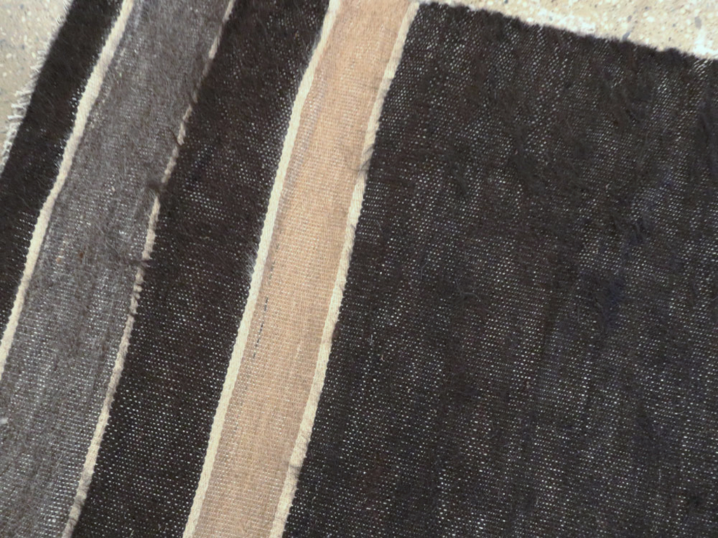 Vintage Turkish Mohair Accent Rug, No.26734 - Galerie Shabab