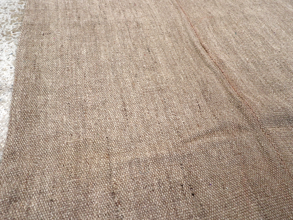 Vintage Persian Flatweave Kilim Accent Rug, No.26735 - Galerie Shabab