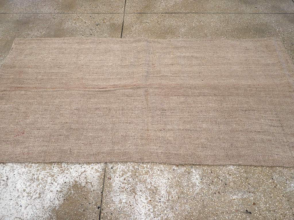 Vintage Persian Flatweave Kilim Accent Rug, No.26735 - Galerie Shabab