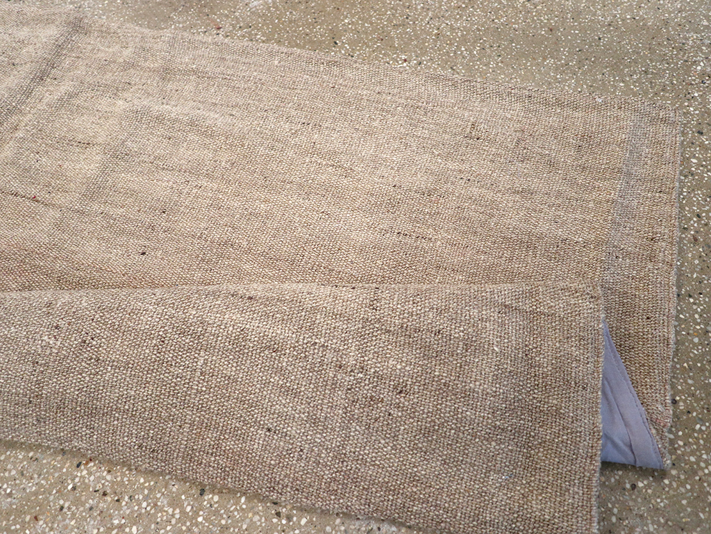 Vintage Persian Flatweave Kilim Accent Rug, No.26735 - Galerie Shabab