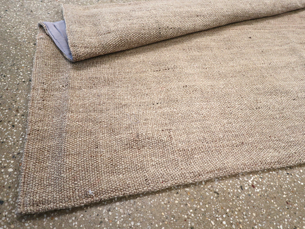 Vintage Persian Flatweave Kilim Accent Rug, No.26735 - Galerie Shabab