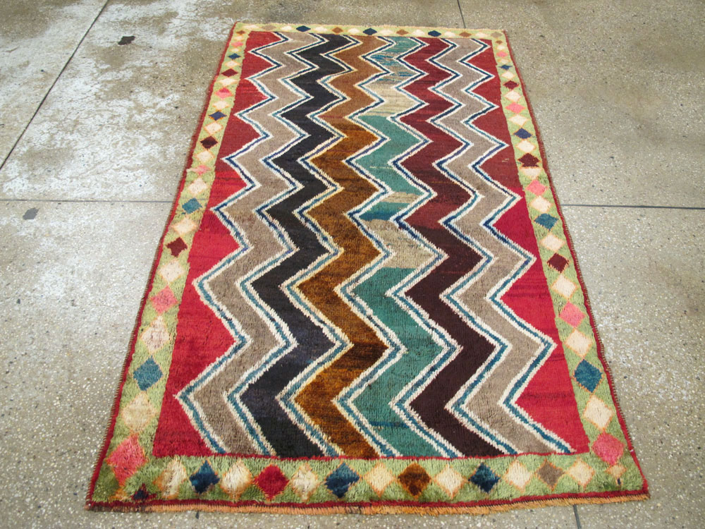 Vintage Persian Gabbeh Rug, No.26738 - Galerie Shabab