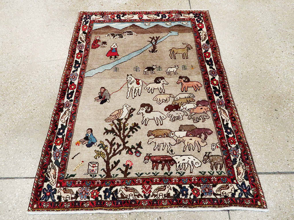 Vintage Persian Tabriz Pictorial Rug, No.26740 - Galerie Shabab