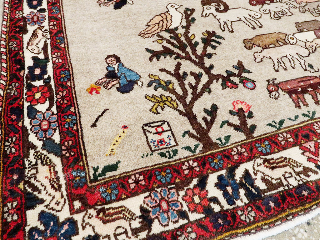 Vintage Persian Tabriz Pictorial Rug, No.26740 - Galerie Shabab