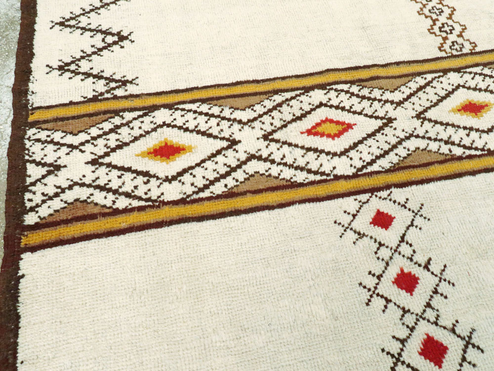Vintage Moroccan Carpet, No.26756 - Galerie Shabab