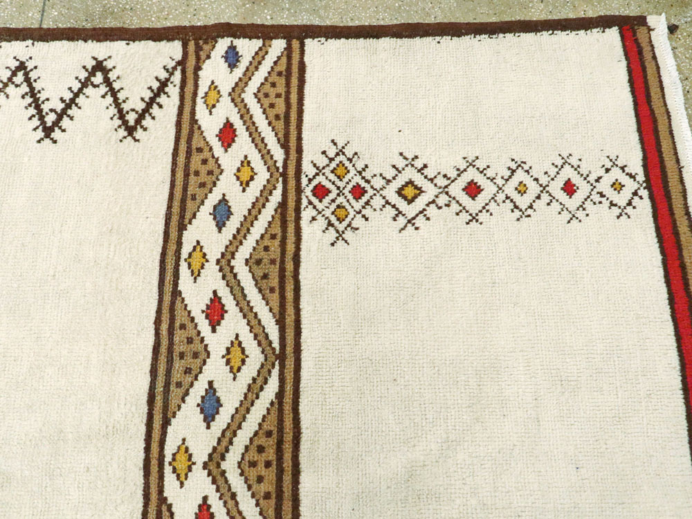 Vintage Moroccan Carpet, No.26756 - Galerie Shabab