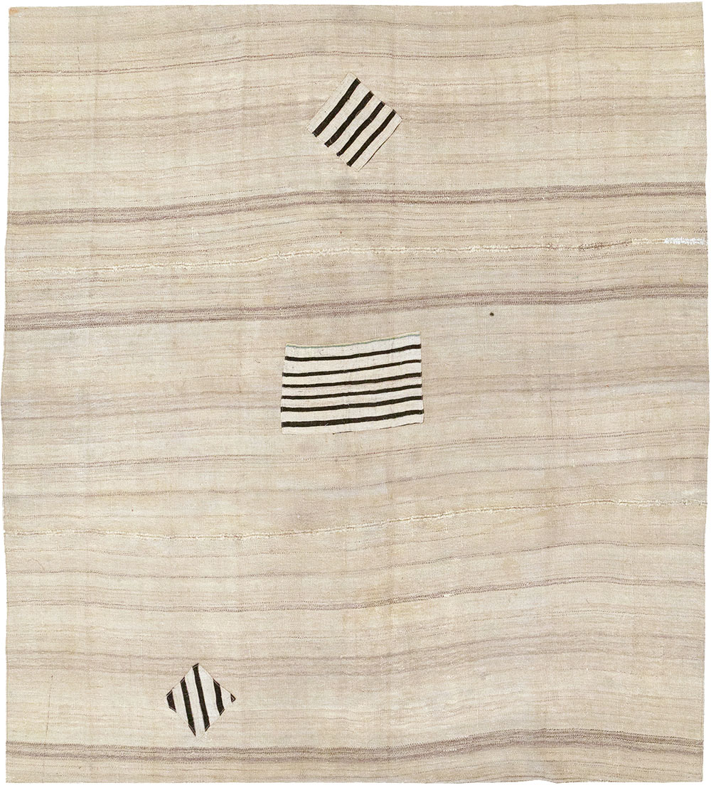 Vintage Persian Flatweave Kilim Accent Rug, No.26757 - Galerie Shabab