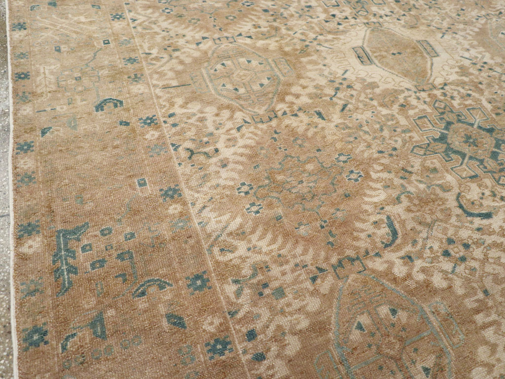 Vintage Persian Karajeh Small Room Size Carpet, No.26772 - Galerie Shabab