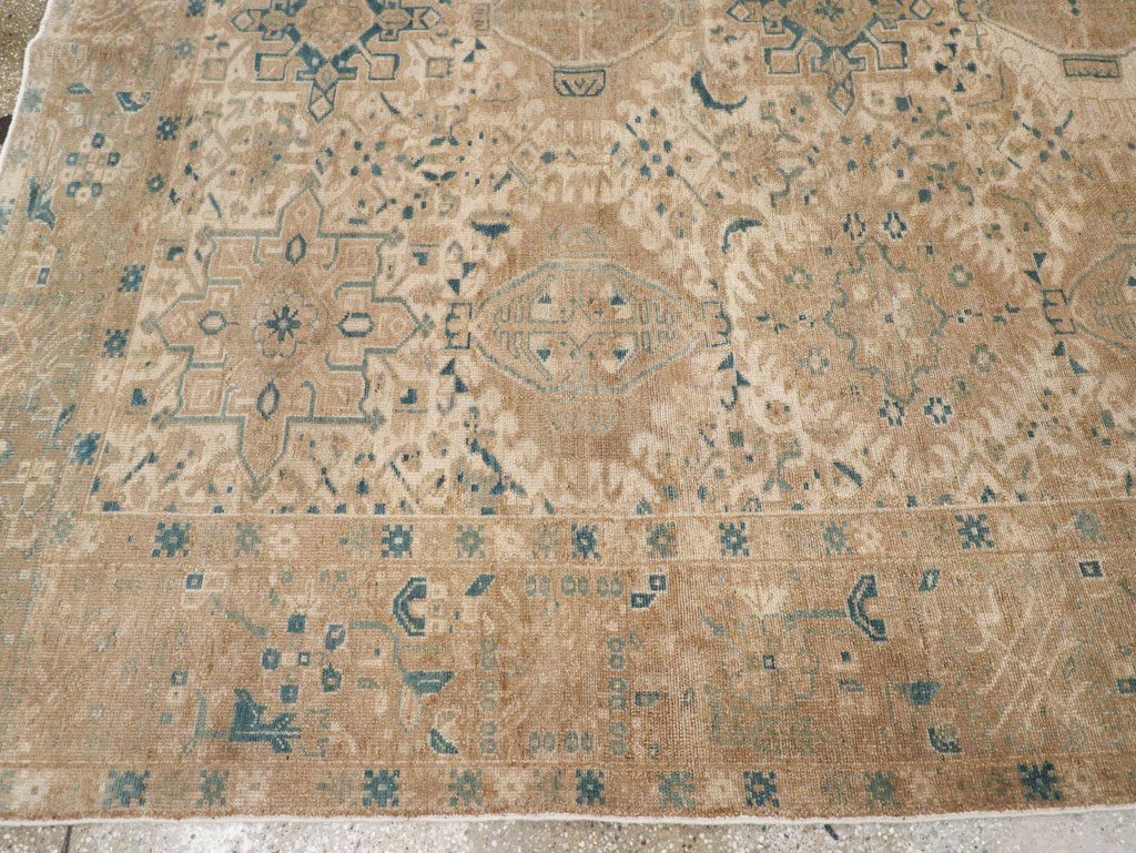 Vintage Persian Karajeh Small Room Size Carpet, No.26772 - Galerie Shabab