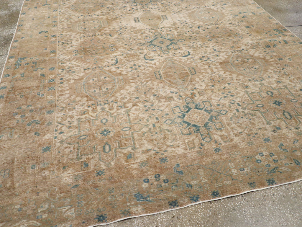 Vintage Persian Karajeh Small Room Size Carpet, No.26772 - Galerie Shabab