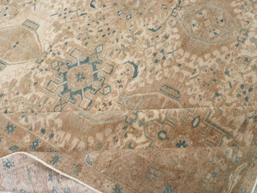 Vintage Persian Karajeh Small Room Size Carpet, No.26772 - Galerie Shabab