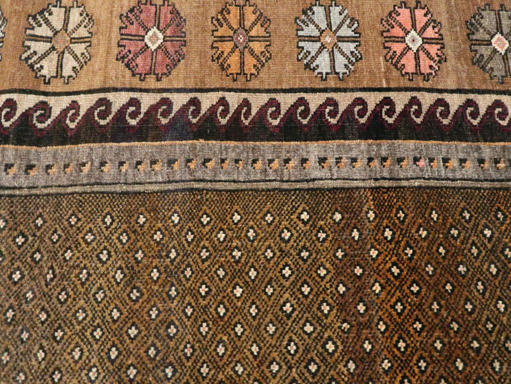 Vintage Turkish Anatolian Rug, No.26774 - Galerie Shabab